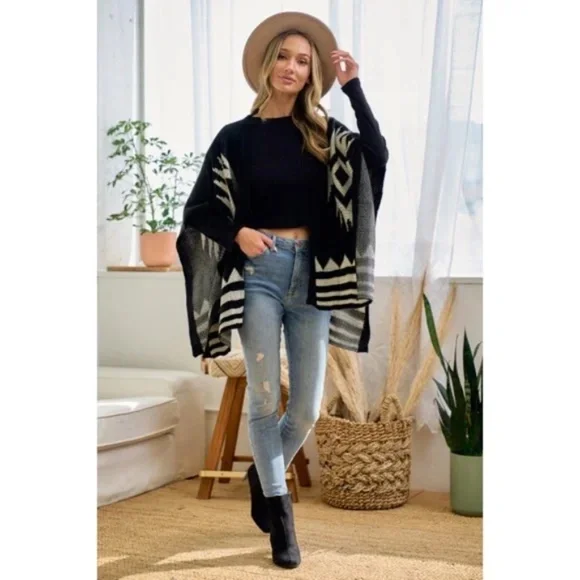 Black Ivory Aztec Boho Pattern Knit Sweater Open Shawl Wrap One Size Fall Winter