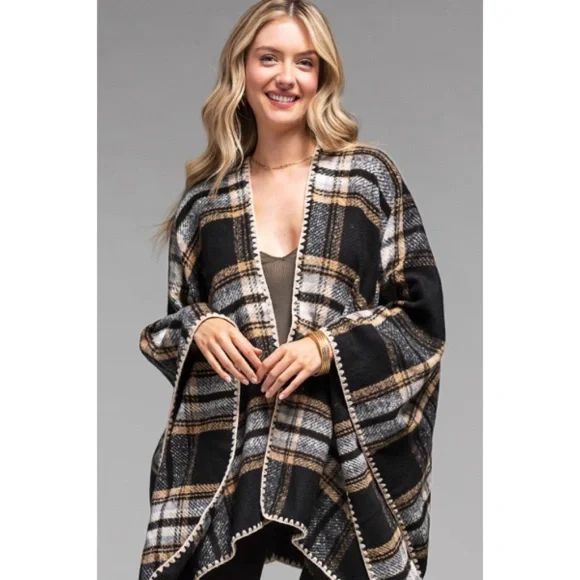 Black Plaid Pattern Whip Stitch Knit Open Ruana Poncho Wrap One Size