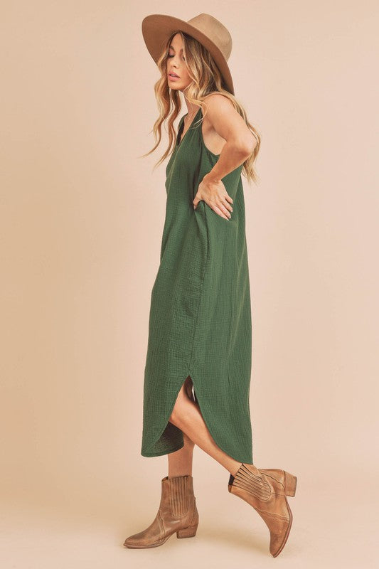 Daisy - Emerald Green Sleeveless Textured Tank Midi Dress